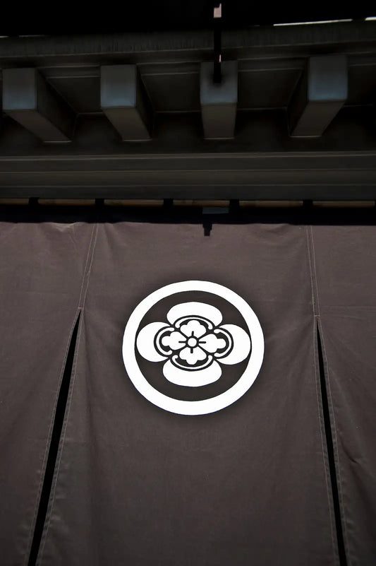 Culture&Arts-Family Crests in Japan An Intricate Dance of History and Heritage-JAPANBITE