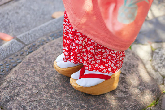 Culture&Arts-Discovering Tabi and More! A Journey Through Japan's Unique Footwear-JAPANBITE