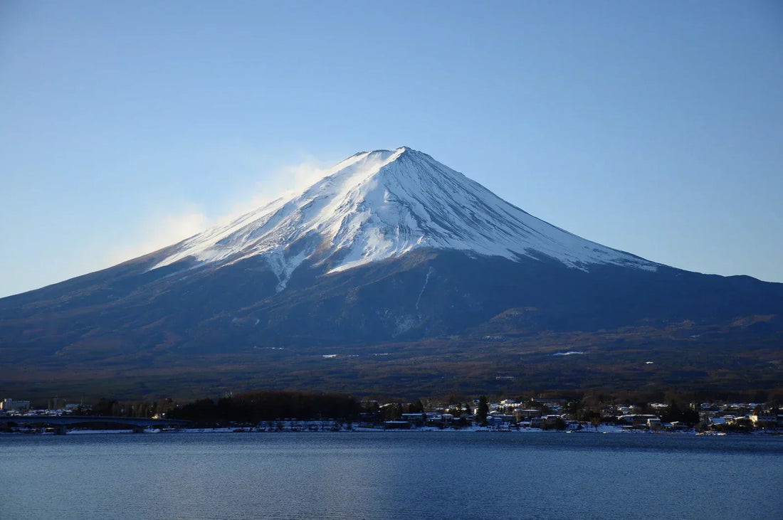 Travel-The Natural Wonder and Spiritual Landmark of Japan: Mount Fuji-JAPANBITE